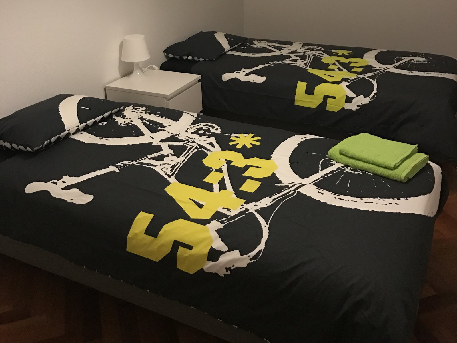Quarto duplo numa das casas