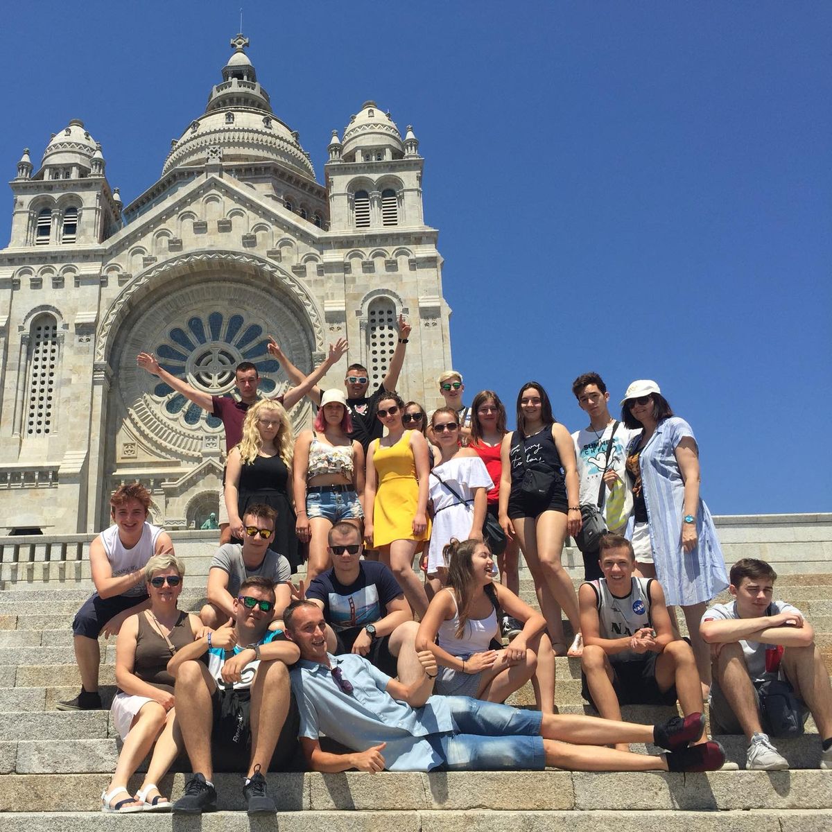 Grupo no santuário de Santa Luzia, em Viana do Castelo